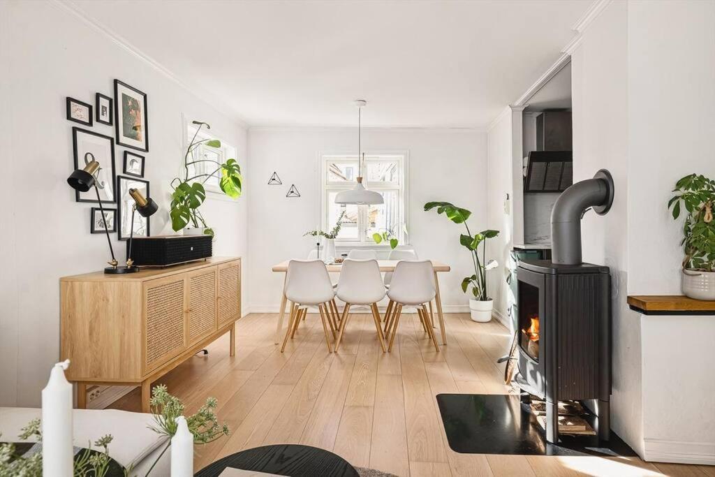 Beautiful Bergen House From 1790 Apartamento Exterior foto